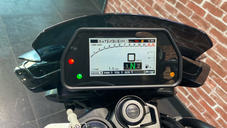 Yamaha Mt-10 (22MY)